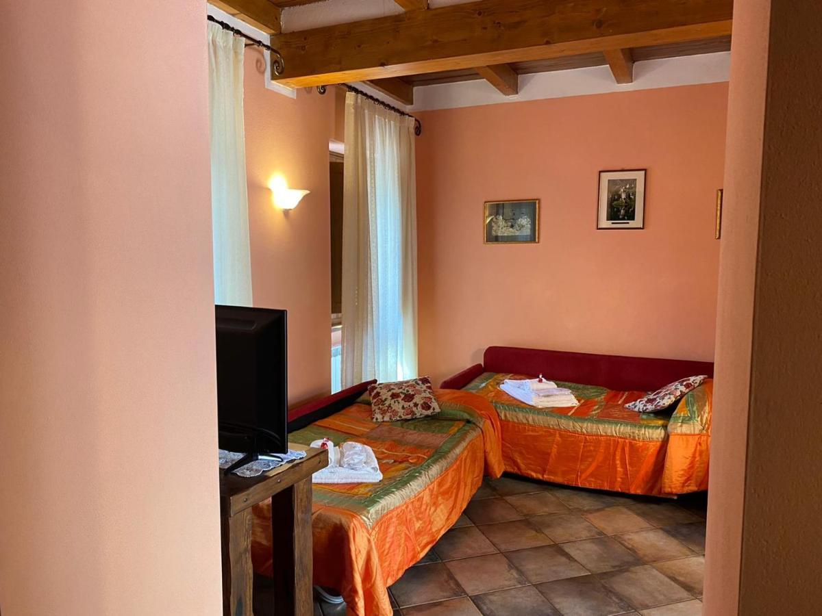 Borgo Delle Panie Bed & Breakfast Careggine Eksteriør bilde