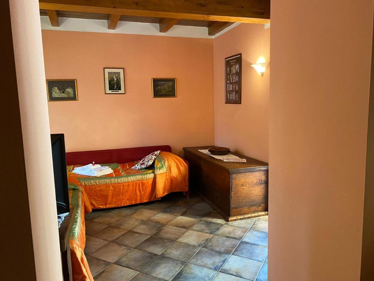 Borgo Delle Panie Bed & Breakfast Careggine Eksteriør bilde