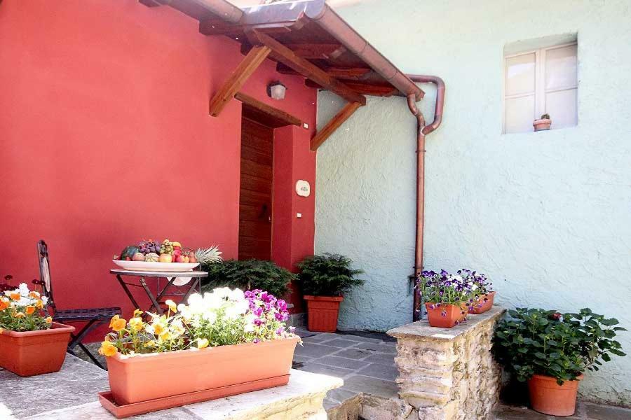 Borgo Delle Panie Bed & Breakfast Careggine Eksteriør bilde
