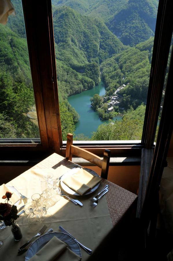 Borgo Delle Panie Bed & Breakfast Careggine Eksteriør bilde