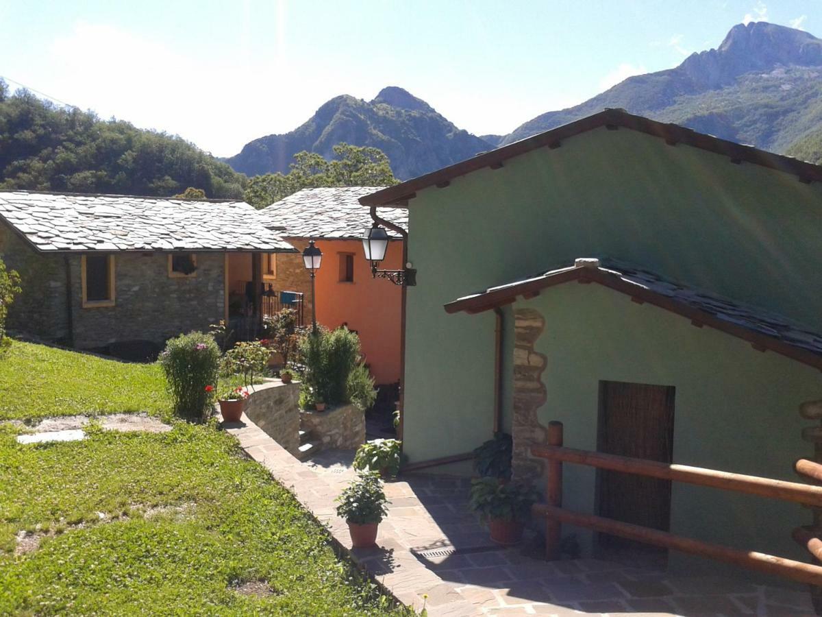 Borgo Delle Panie Bed & Breakfast Careggine Eksteriør bilde